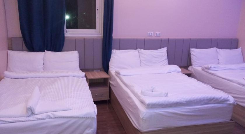 Pyramids Express Hotel 3*