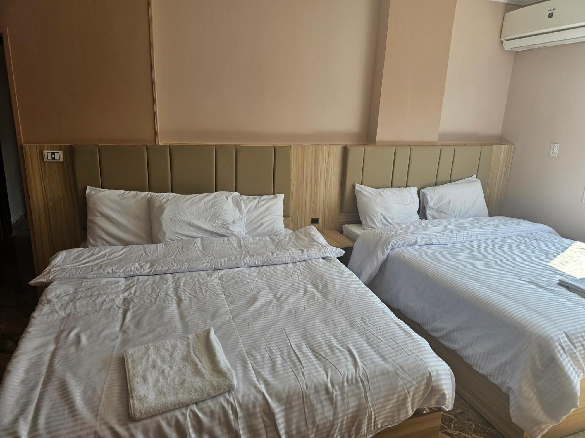 Pyramids Express Hotel