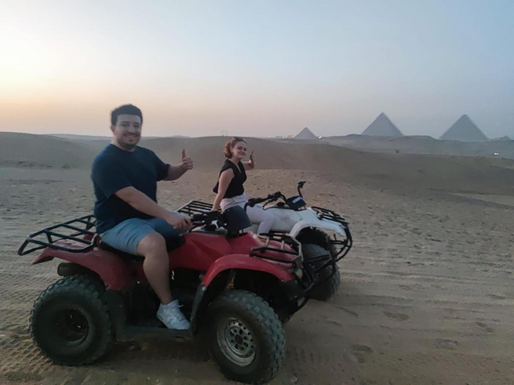 Pyramids Express Le Caire