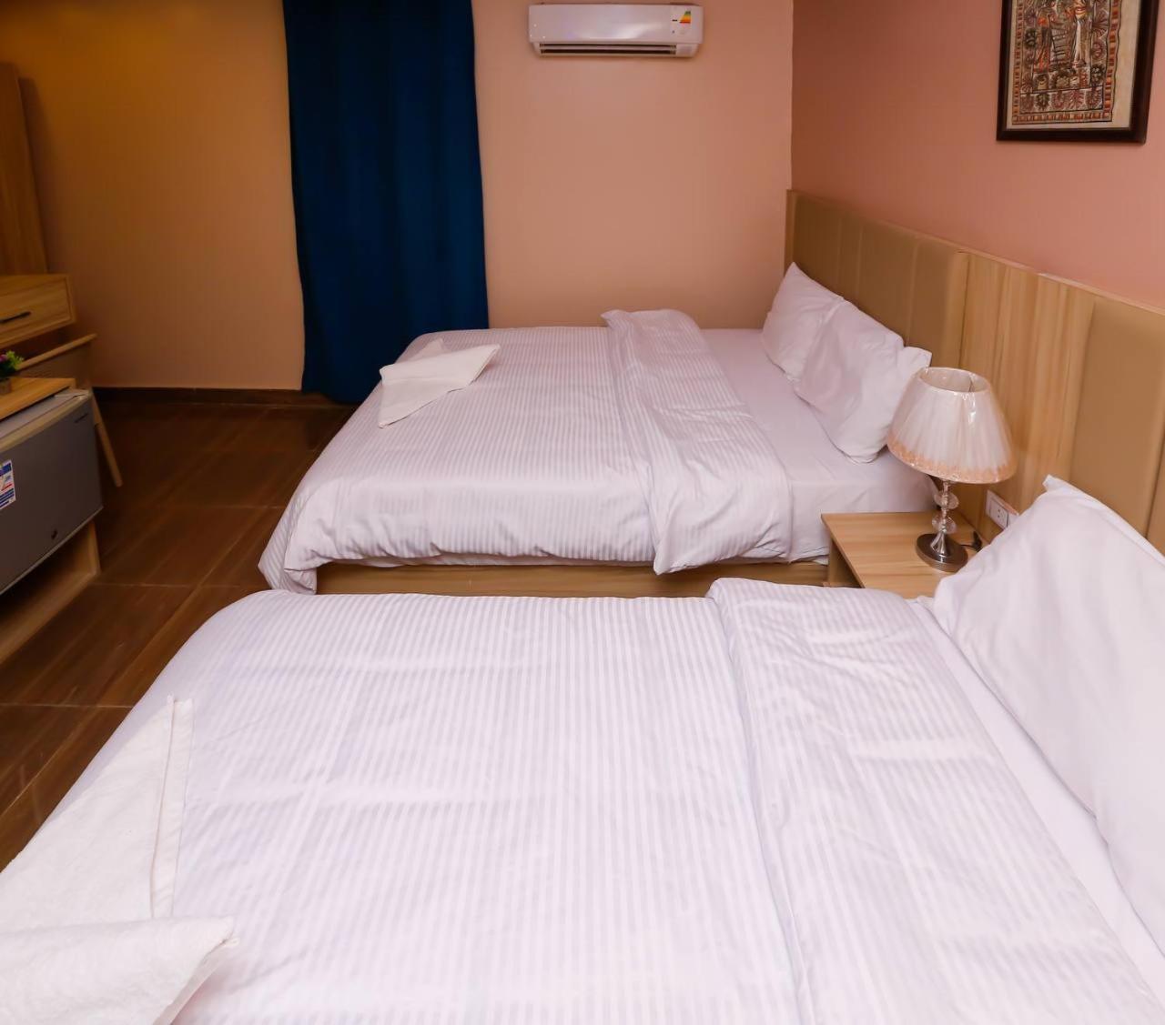 Pyramids Express Hotel Le Caire
