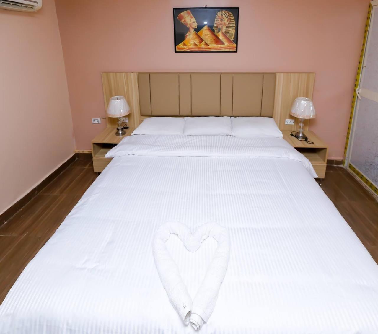 Pyramids Express Hotel