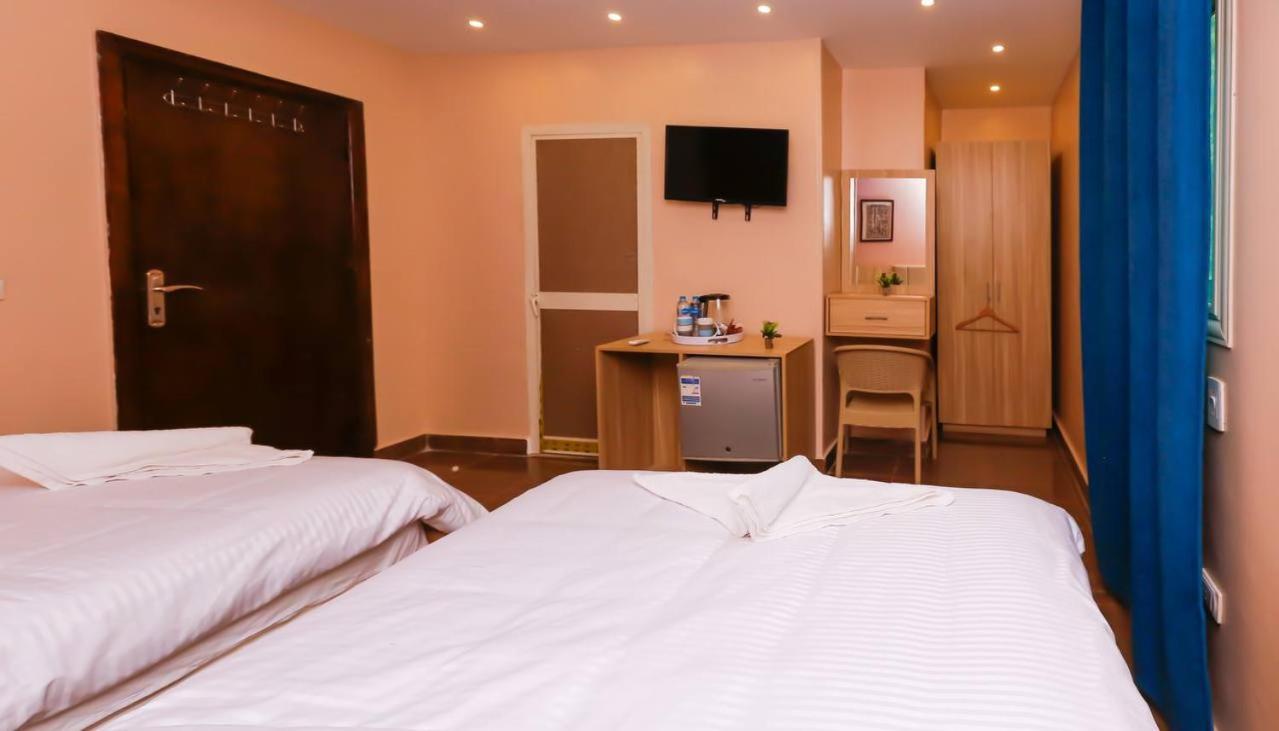 Pyramids Express Hotel Cairo