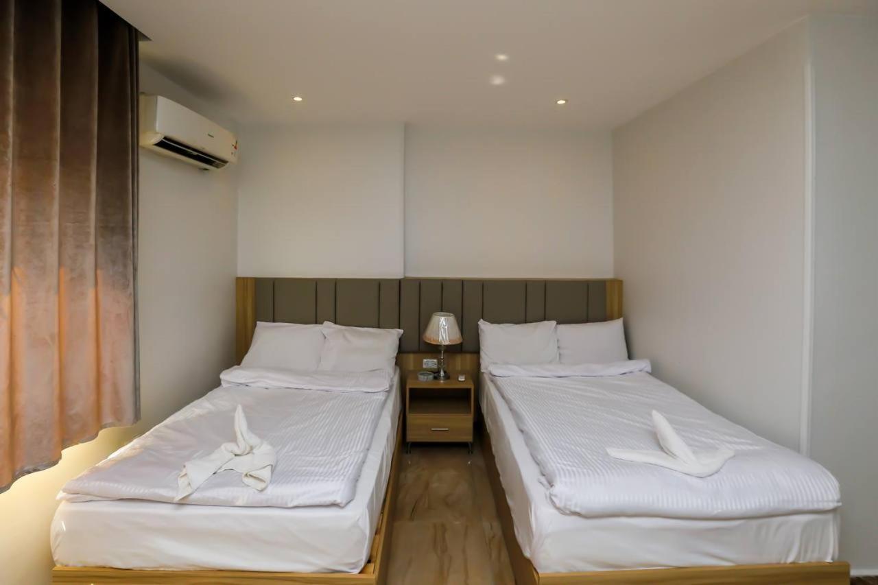 Pyramids Express 3* Cairo