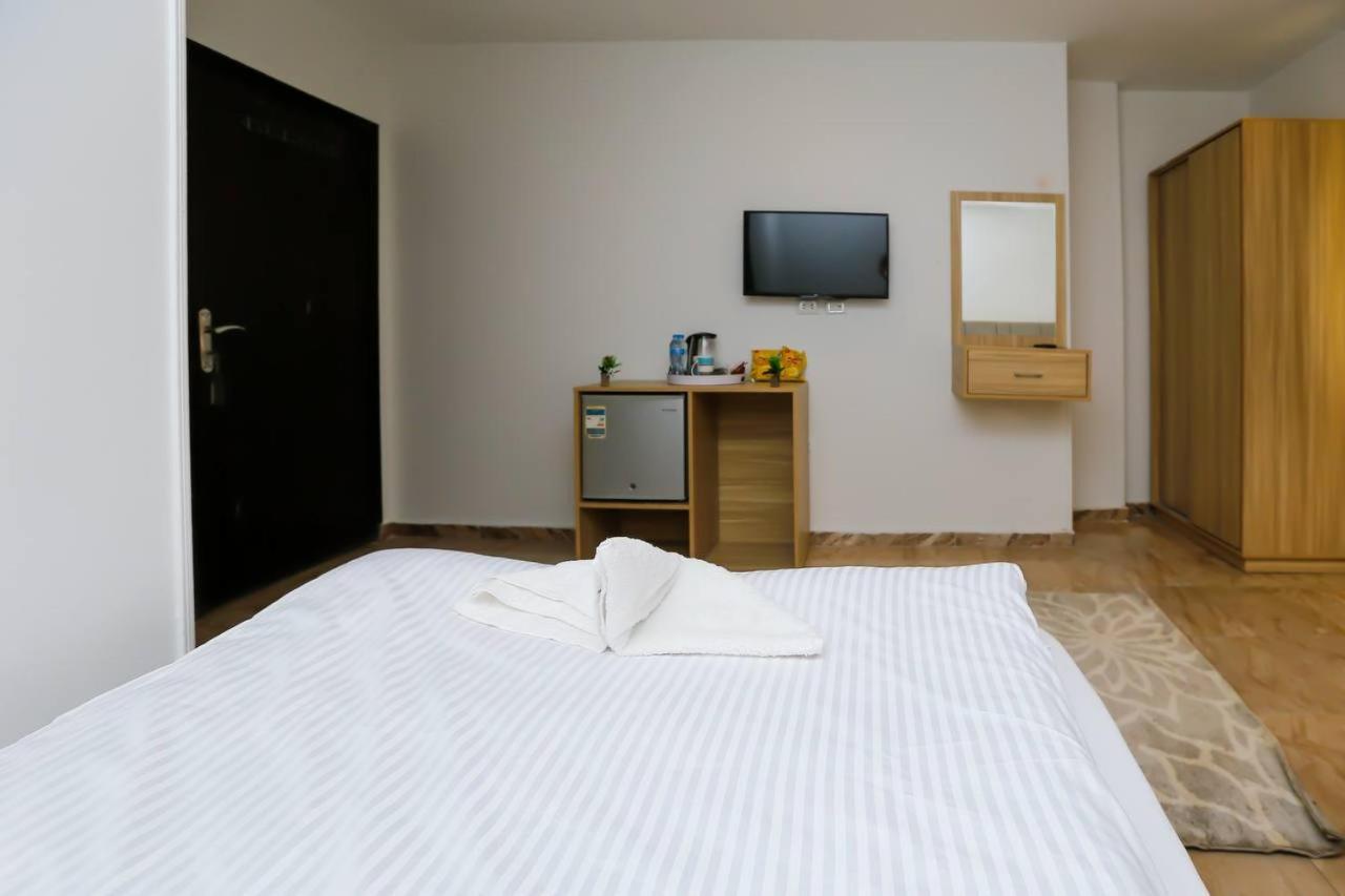 Pyramids Express Hotel